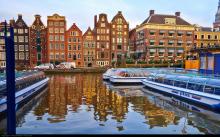 Requisitos para Estudiar en Holanda - Canal en Amsterdam